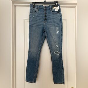 Abercrombie & Fitch Women’s Ankle Distressed Jean High Rise Size 27 / 4 R NWT